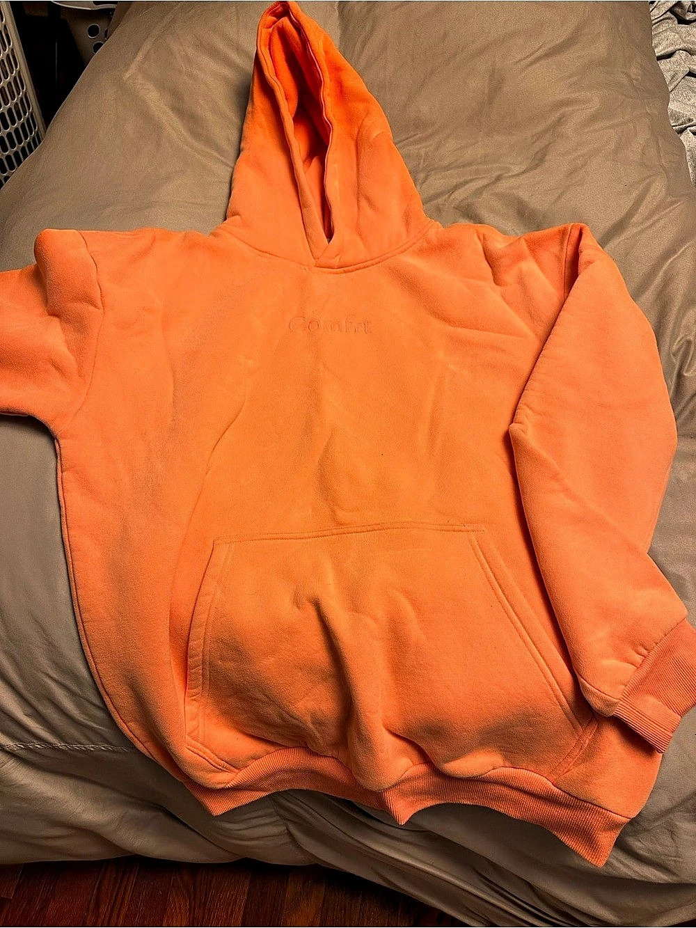 Comfrt Signature Hoodie Orange Pullover Size Medium